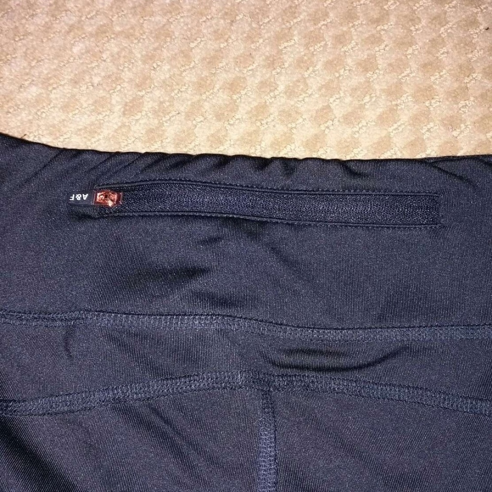 Abercrombie & Fitch || Mesh Panel Black Leggings - Picture 3 of 4
